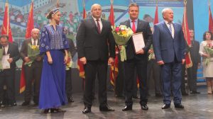 Торжественное-собрание-представителей-трудовых-коллективов-за-2021 (2)