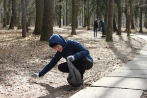 10 апреля 2021 Могилевская городская СДЮШОР Багима им. О. Г. Мищенко приняла активное участие в городском субботнике (5)