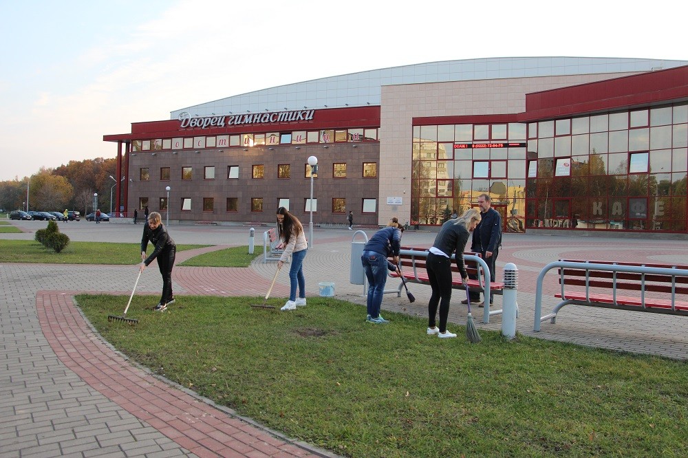 19 октября 2019 года СДЮШОР "Багима" приняла участие в областном субботнике!