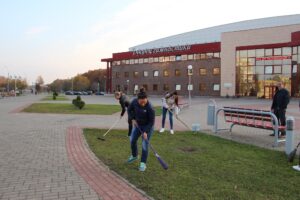 19 октября 2019 года СДЮШОР Багима приняла участие в областном субботнике! (2)