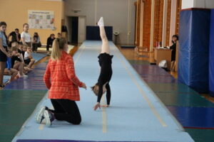 21.05.2021 г. прошел Открытый чемпионат Могилевской городской СДЮШОР Багимаим.О.Г.Мищенко по прыжкам на акробатической дорожке (5)