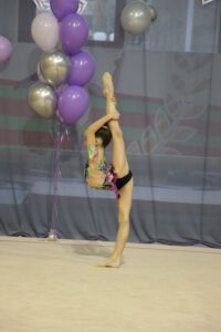 27 декабря 2020 прошло Открытое первенство СДЮШОР Багима по гимнастике художественной Зимние узоры (15)