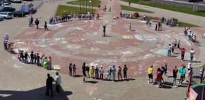 Конкурс рисунка на асфальте «Счастливое детство!» 2022 (23)