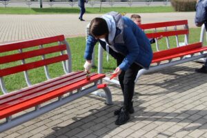 ОРГАНИЗОВАННО И ДРУЖНО ВО ДВОРЦЕ ГИМНАСТИКИ ПРОШЕЛ РЕСПУБЛИКАНСКИЙ СУББОТНИК 2021 (12)