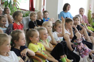 ТЕМАТИЧЕСКАЯ ВСТРЕЧА С СОТРУДНИКАМИ ЦЕНТРАЛЬНОЙ ГОРОДСКОЙ БИБЛИОТЕКИ ИМ. К.МАРКСА НА ТЕМУ «УЛИЦЫ ГОРОДА МОГИЛЕВА» 2022 (5)